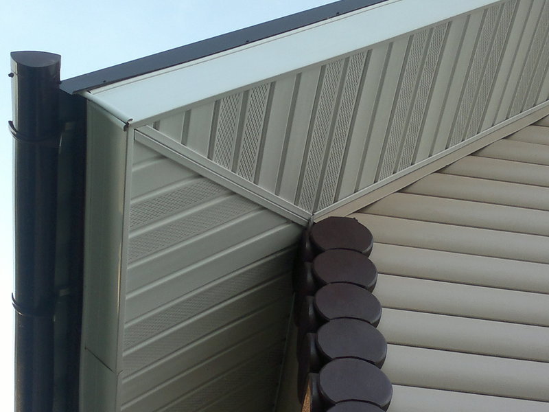 <span style="font-weight: bold;">софиты</span>